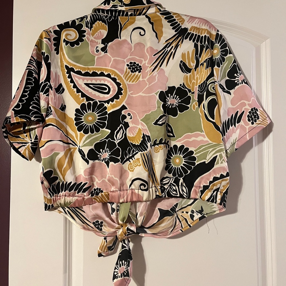 NWT. Joie Women's Floral Tie-Front Top - Multicolor - Picture 5 of 6